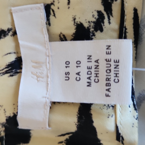 NWT H&M Black and Gold A-Line Silky Skirt Size 10 - Picture 3 of 7